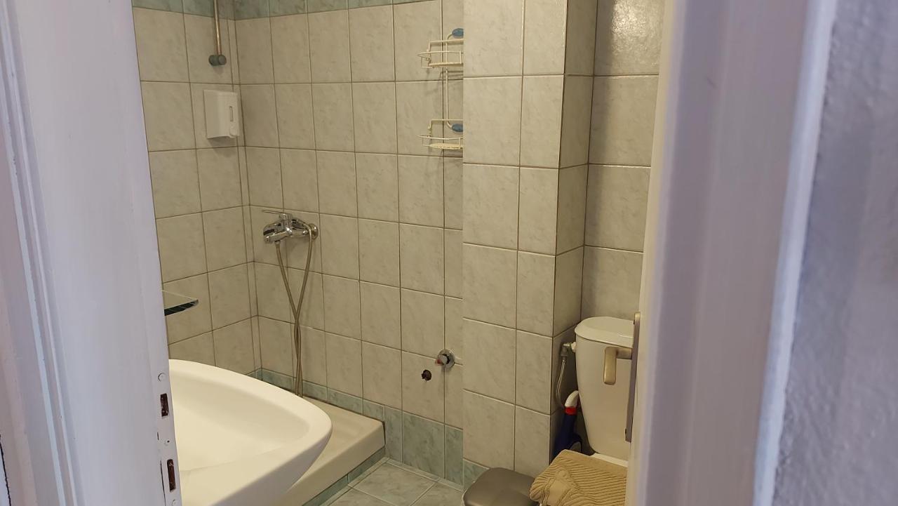 פוליכרונו Spanos Apartments Anna'S Lodge מראה חיצוני תמונה