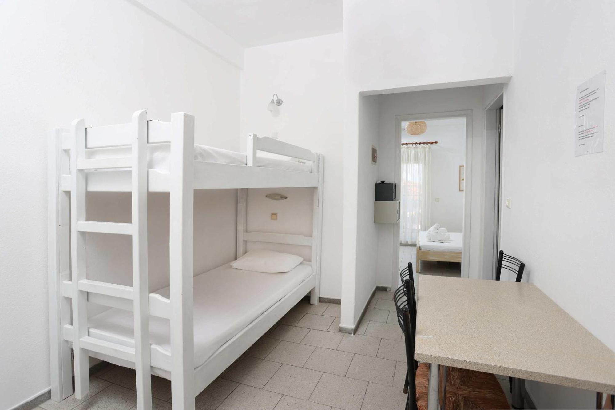 פוליכרונו Spanos Apartments Anna'S Lodge מראה חיצוני תמונה