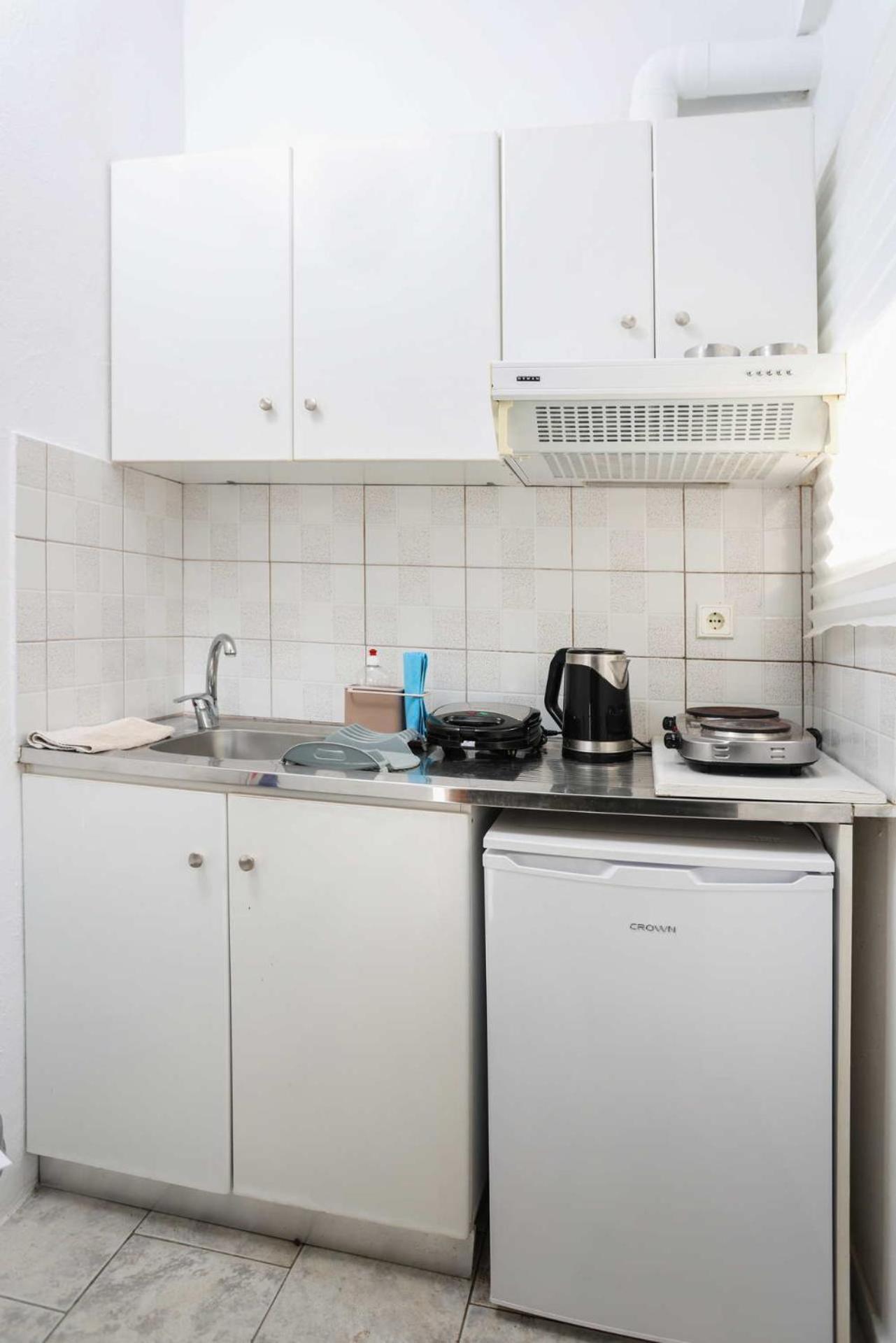פוליכרונו Spanos Apartments Anna'S Lodge מראה חיצוני תמונה